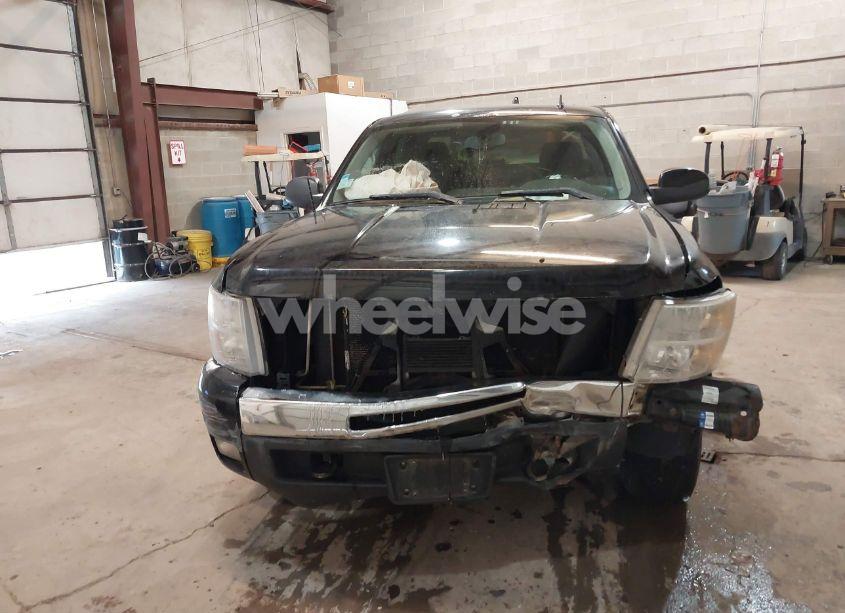 Photo 12 of 2011 Chevrolet Silverado 1500 LT (VIN 1GCPKSE3XBF216297)