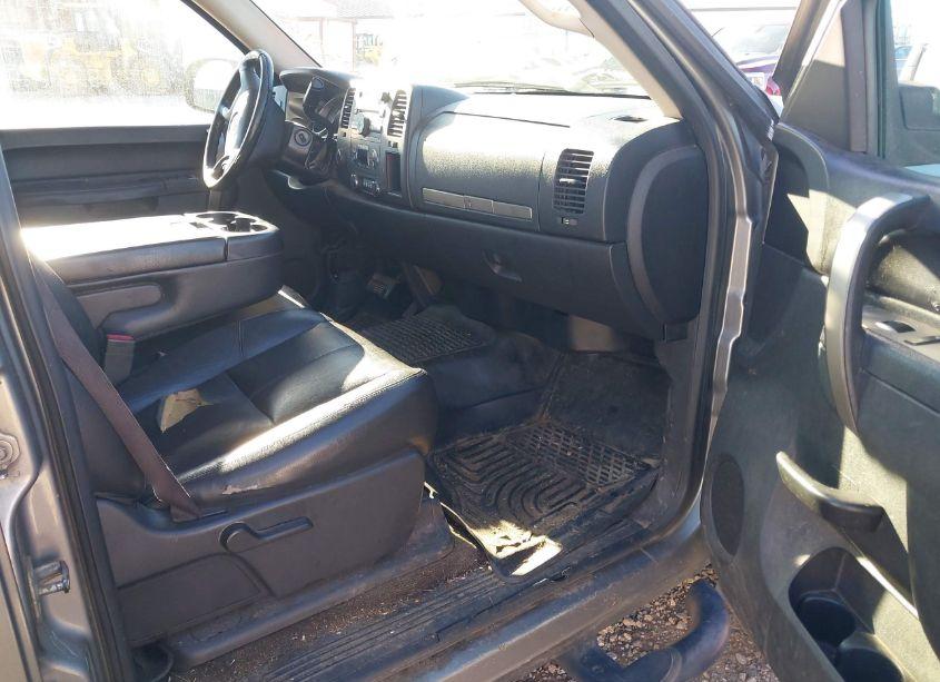 Photo 5 of 2012 Chevrolet Silverado 1500 LT (VIN 1GCPKSE70CF164666)