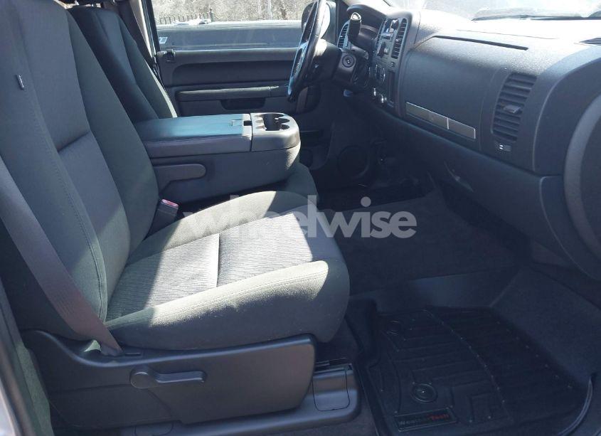 Photo 5 of 2012 Chevrolet Silverado 1500 LT (VIN 1GCPKSE71CF205595)