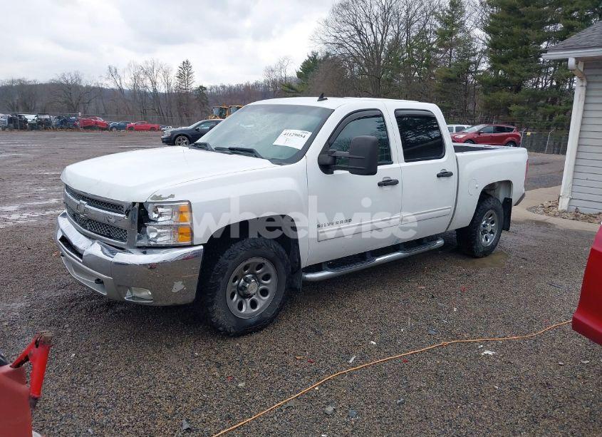 Photo 2 of 2012 Chevrolet Silverado 1500 LT (VIN 1GCPKSE72CF129739)