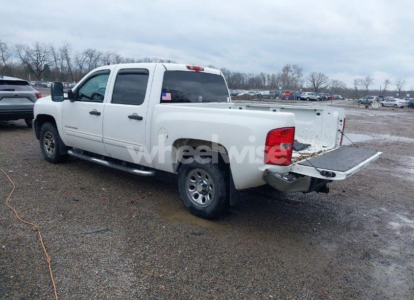 Photo 3 of 2012 Chevrolet Silverado 1500 LT (VIN 1GCPKSE72CF129739)