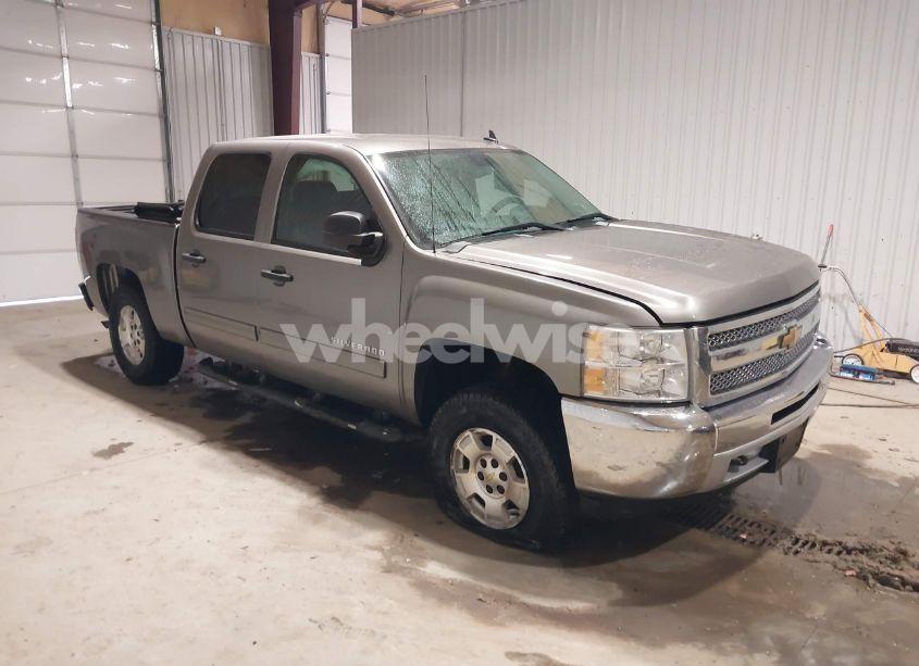 2012 Chevrolet Silverado 1500 LT (VIN 1GCPKSE72CF236645) main photo
