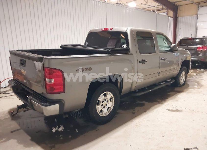 Photo 4 of 2012 Chevrolet Silverado 1500 LT (VIN 1GCPKSE72CF236645)