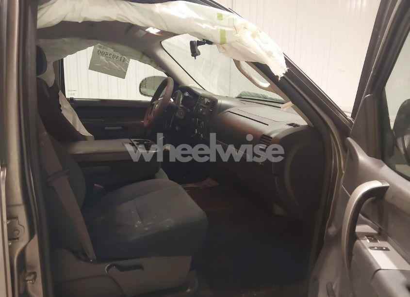 Photo 5 of 2012 Chevrolet Silverado 1500 LT (VIN 1GCPKSE72CF236645)