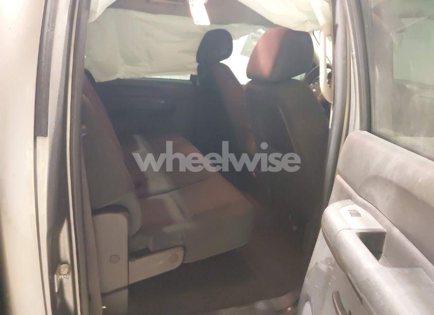 Photo 8 of 2012 Chevrolet Silverado 1500 LT (VIN 1GCPKSE72CF236645)