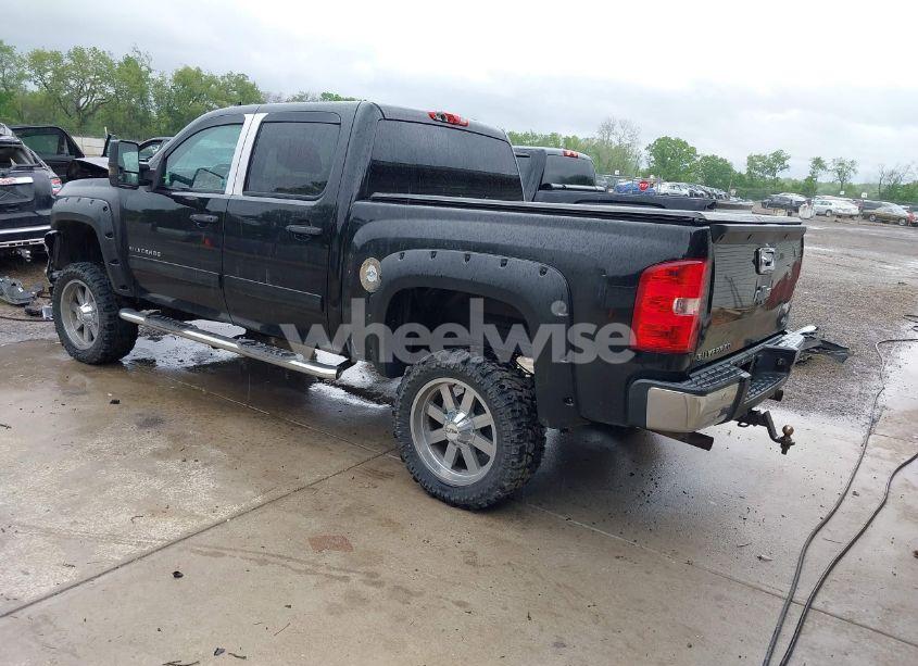 Photo 3 of 2012 Chevrolet Silverado 1500 LT (VIN 1GCPKSE73CF210488)