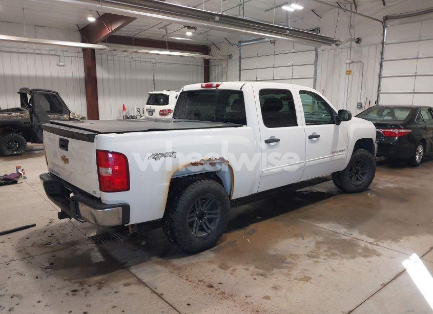 Photo 4 of 2012 Chevrolet Silverado 1500 LT (VIN 1GCPKSE73CF231941)