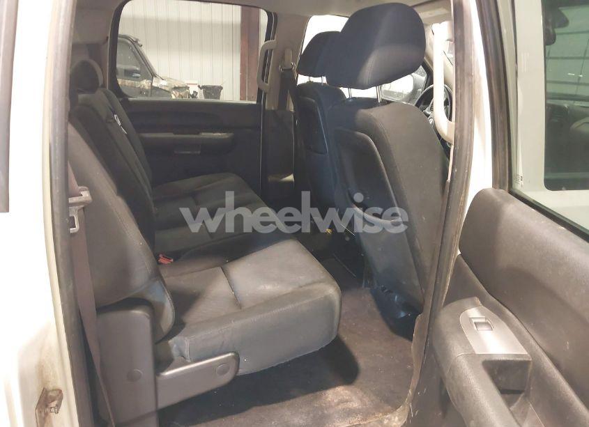 Photo 8 of 2012 Chevrolet Silverado 1500 LT (VIN 1GCPKSE73CF231941)