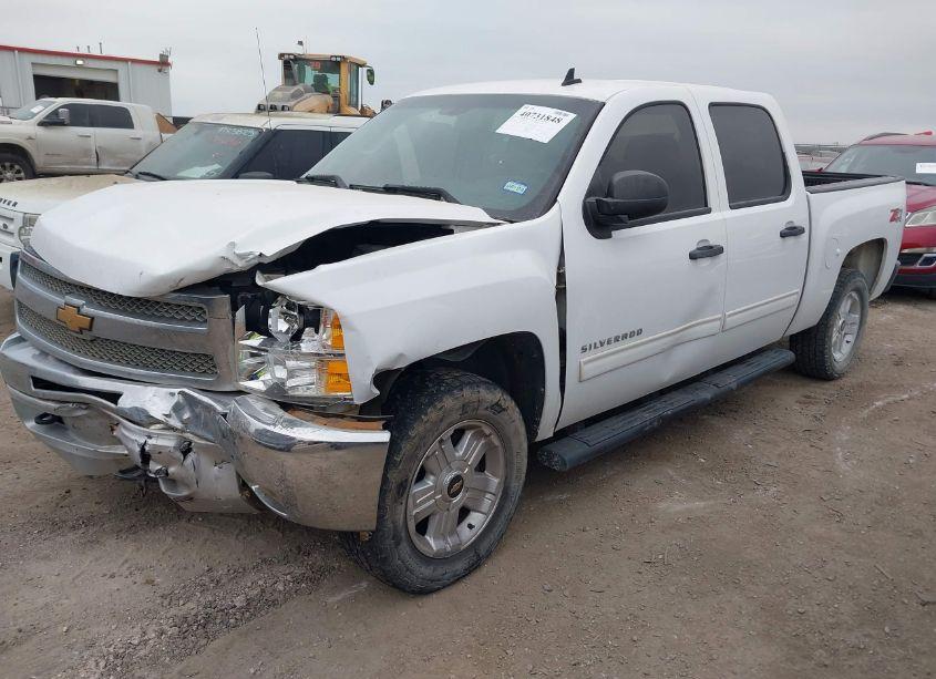Photo 2 of 2012 Chevrolet Silverado 1500 LT (VIN 1GCPKSE73CF234080)