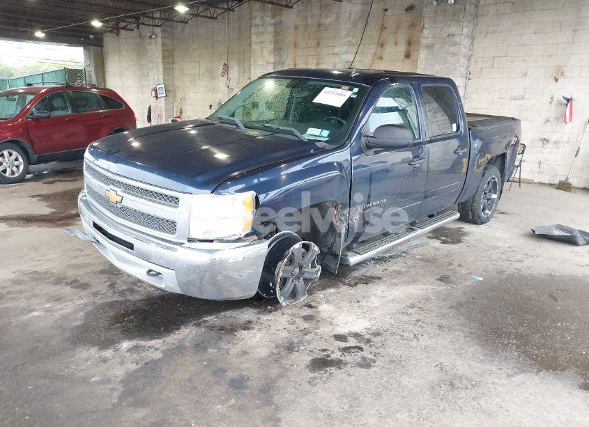 Photo 2 of 2012 Chevrolet Silverado 1500 LT (VIN 1GCPKSE77CF156029)