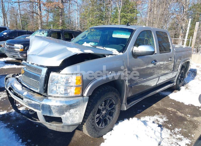 Photo 2 of 2012 Chevrolet Silverado 1500 LT (VIN 1GCPKSE77CF161067)