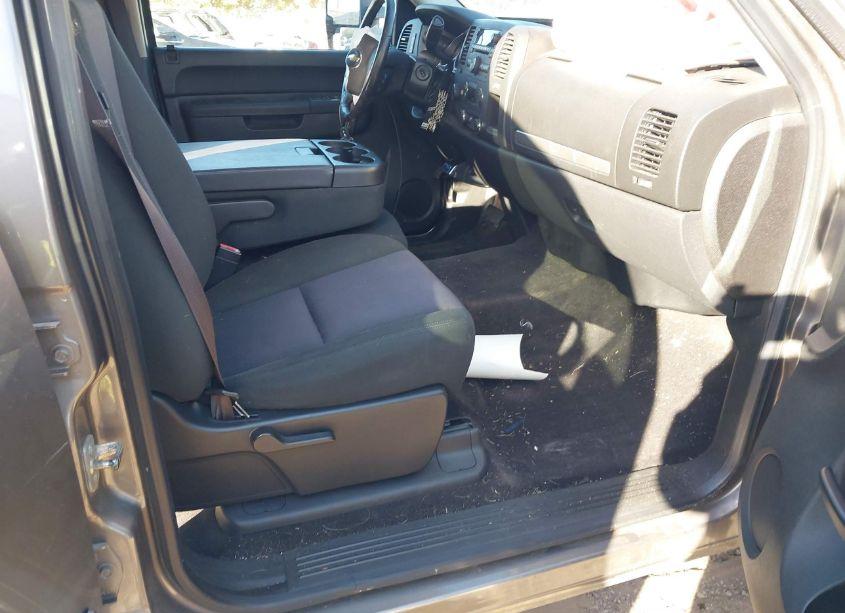 Photo 5 of 2012 Chevrolet Silverado 1500 LT (VIN 1GCPKSE77CF238987)