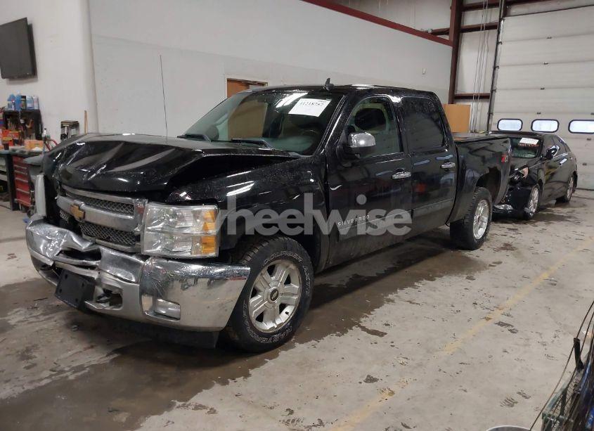 Photo 2 of 2012 Chevrolet Silverado 1500 LT (VIN 1GCPKSE78CF120530)