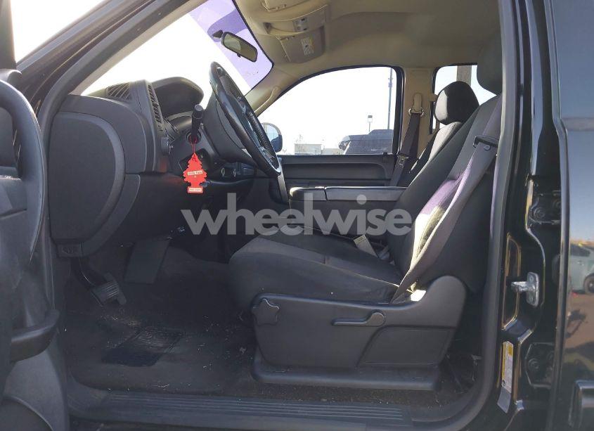 Photo 5 of 2012 Chevrolet Silverado 1500 LT (VIN 1GCPKSE79CF155562)