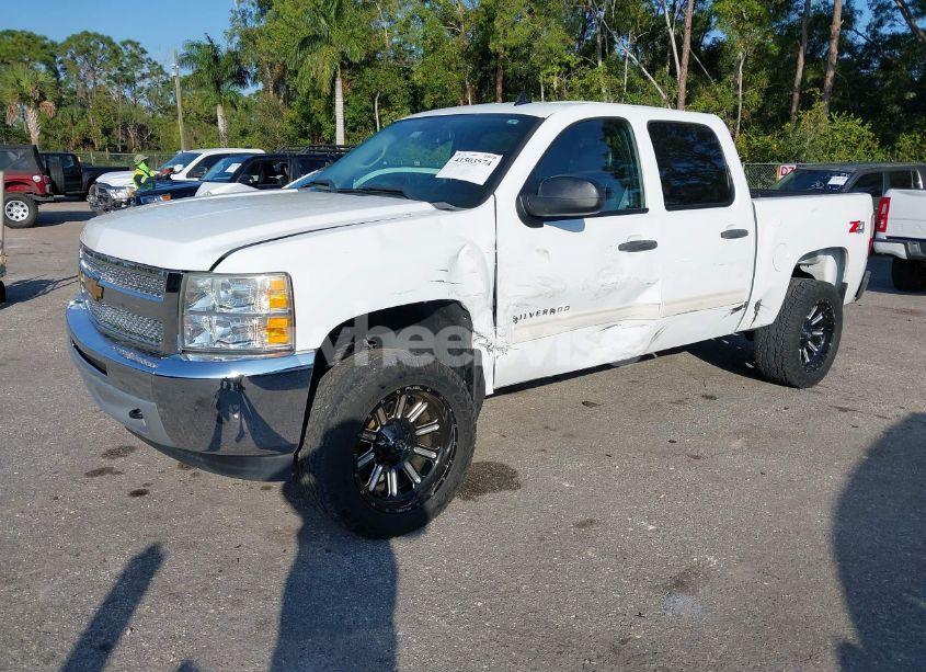 Photo 2 of 2012 Chevrolet Silverado 1500 LT (VIN 1GCPKSE79CF160907)