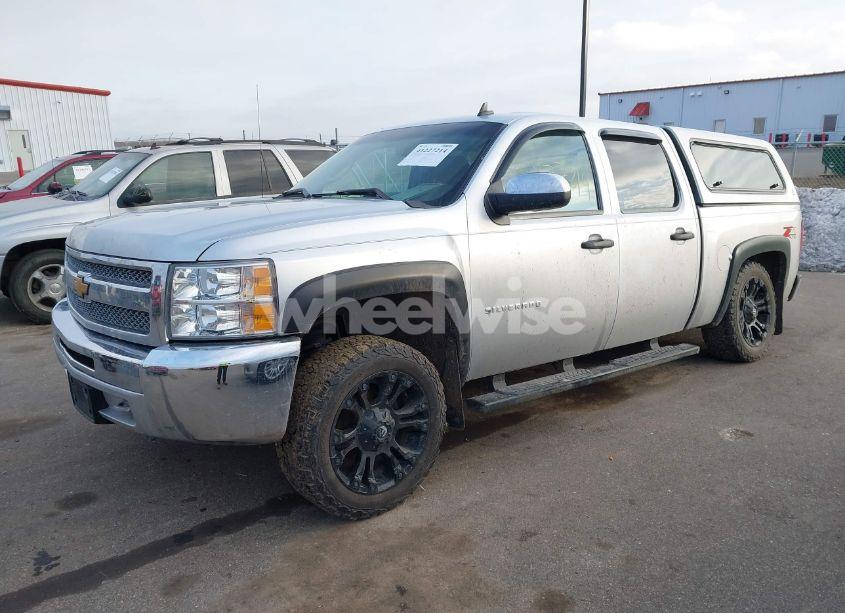 Photo 2 of 2012 Chevrolet Silverado 1500 LT (VIN 1GCPKSE7XCF184567)
