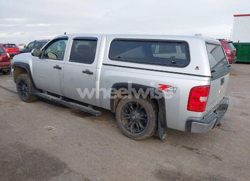 Photo 3 of 2012 Chevrolet Silverado 1500 LT (VIN 1GCPKSE7XCF184567)