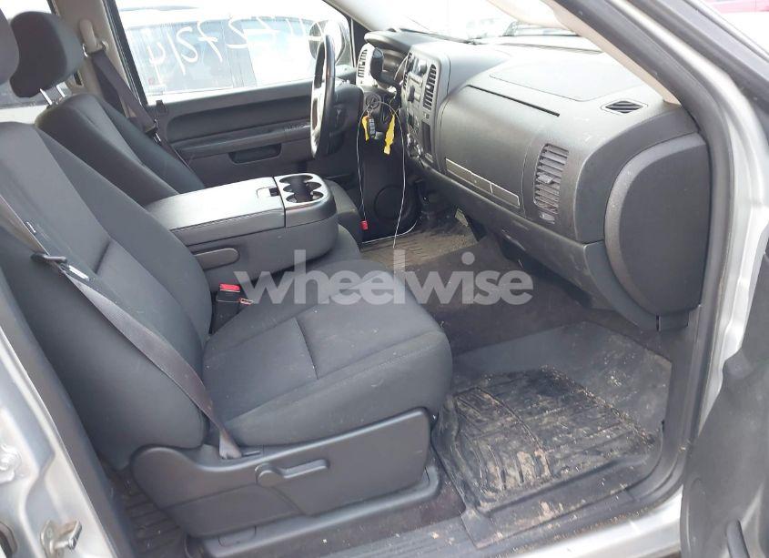 Photo 5 of 2012 Chevrolet Silverado 1500 LT (VIN 1GCPKSE7XCF184567)