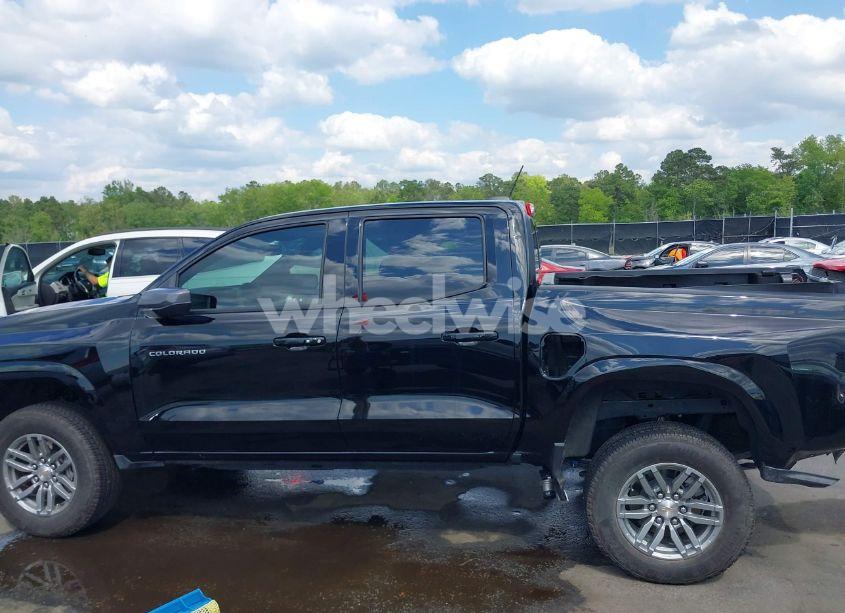 Photo 15 of 2024 Chevrolet Colorado 2WD LT (VIN 1GCPSCEK1R1210800)