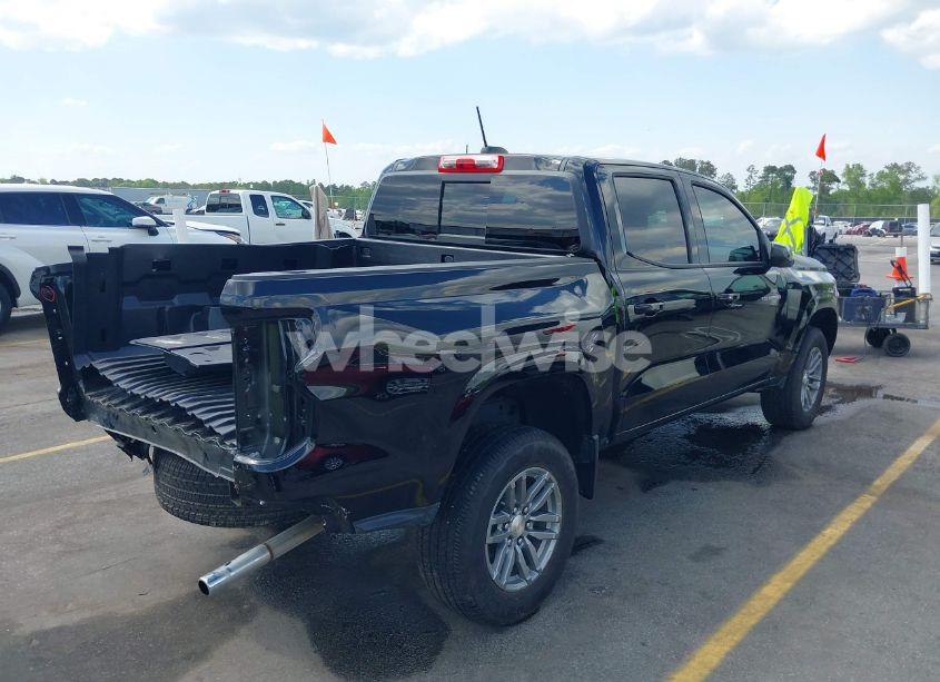 Photo 4 of 2024 Chevrolet Colorado 2WD LT (VIN 1GCPSCEK1R1210800)