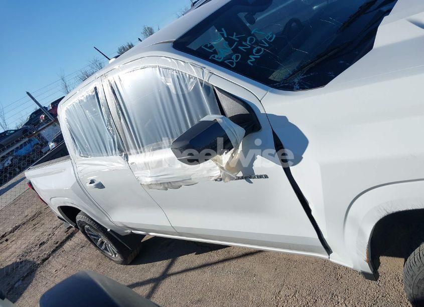 Photo 13 of 2024 Chevrolet Colorado 2WD LT (VIN 1GCPSCEK2R1168542)