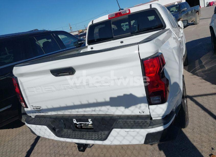 Photo 16 of 2024 Chevrolet Colorado 2WD LT (VIN 1GCPSCEK2R1168542)