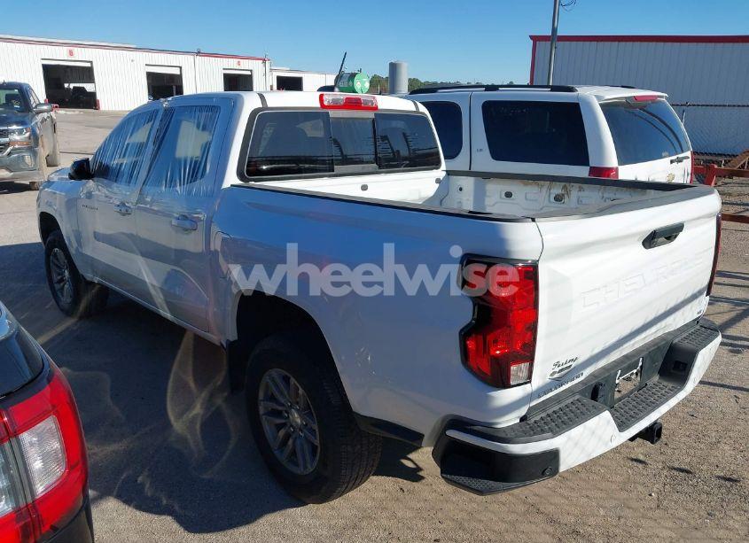 Photo 3 of 2024 Chevrolet Colorado 2WD LT (VIN 1GCPSCEK2R1168542)