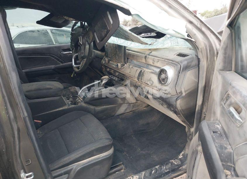 Photo 5 of 2023 Chevrolet Colorado 2WD SHORT BOX LT (VIN 1GCPSCEKXP1236387)