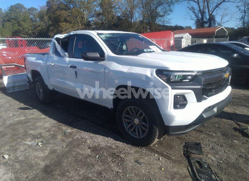 2024 Chevrolet Colorado 2WD LT (VIN 1GCPSCEKXR1255752) main photo
