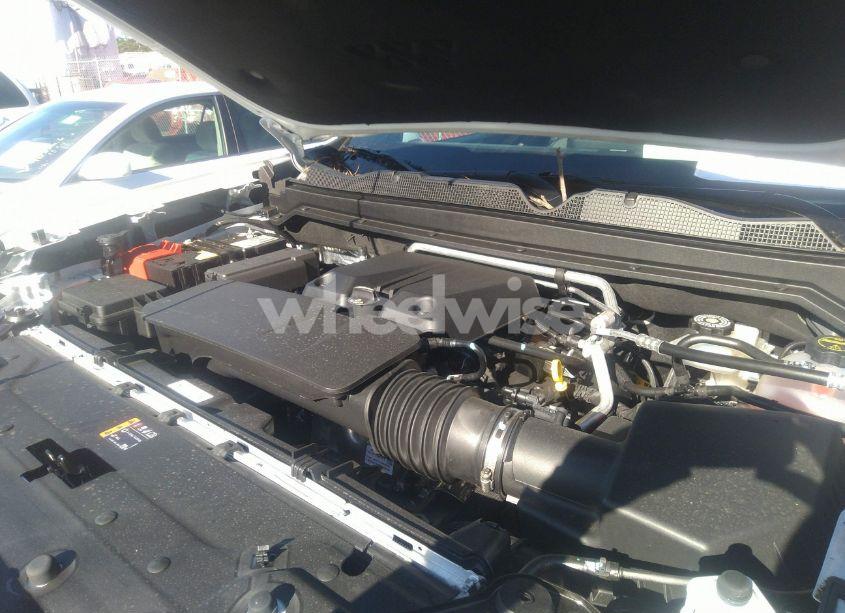 Photo 10 of 2024 Chevrolet Colorado 2WD LT (VIN 1GCPSCEKXR1255752)