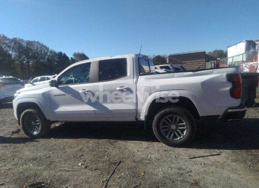 Photo 14 of 2024 Chevrolet Colorado 2WD LT (VIN 1GCPSCEKXR1255752)