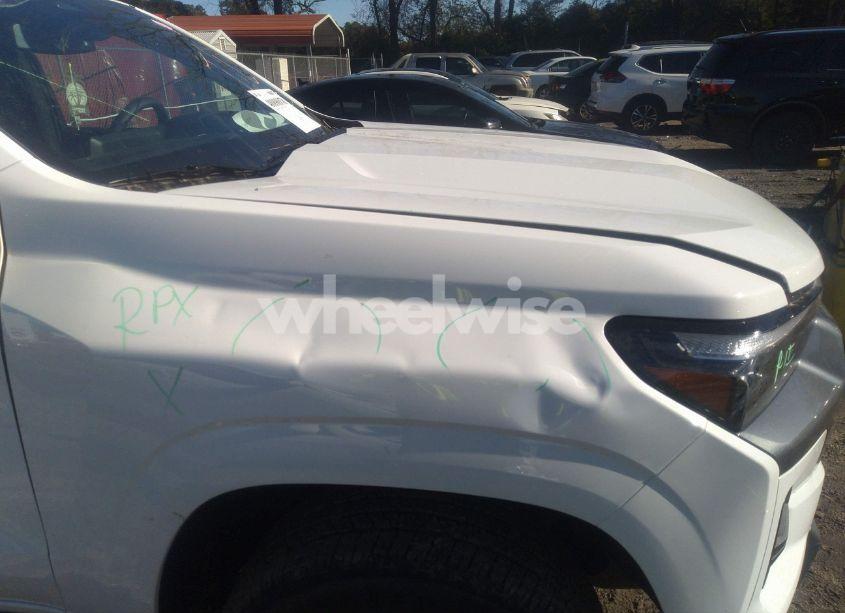 Photo 17 of 2024 Chevrolet Colorado 2WD LT (VIN 1GCPSCEKXR1255752)