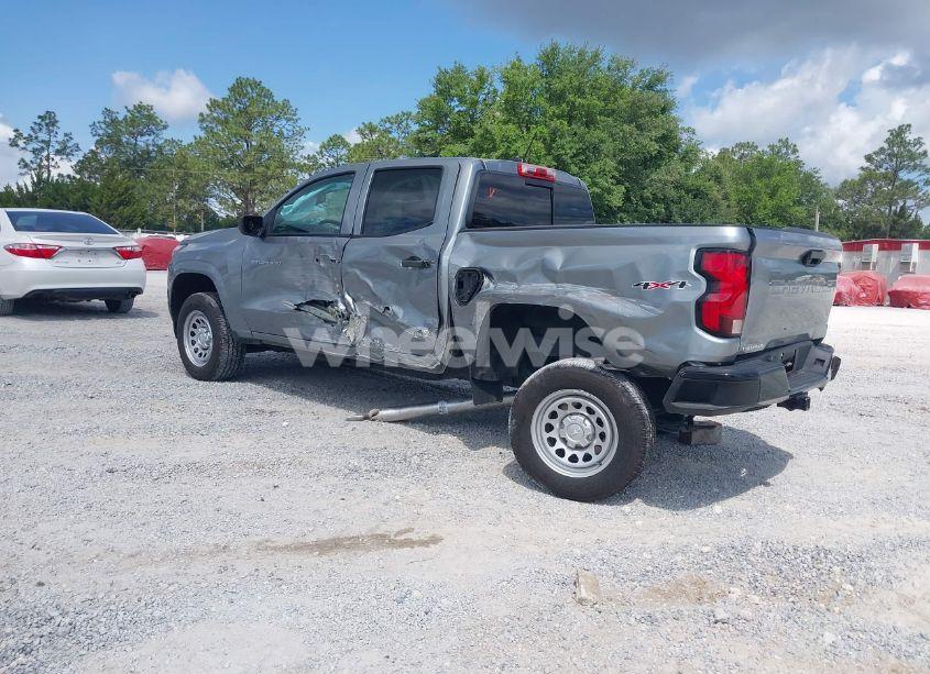 Photo 3 of 2023 Chevrolet Colorado 4WD SHORT BOX WT (VIN 1GCPTBEK7P1112228)