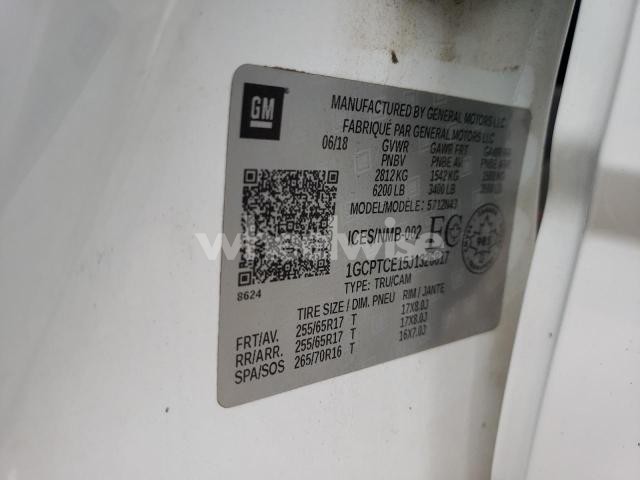 Photo 2 of 2018 CHEVROLET COLORADO LT (VIN 1GCPTCE15J1326817)