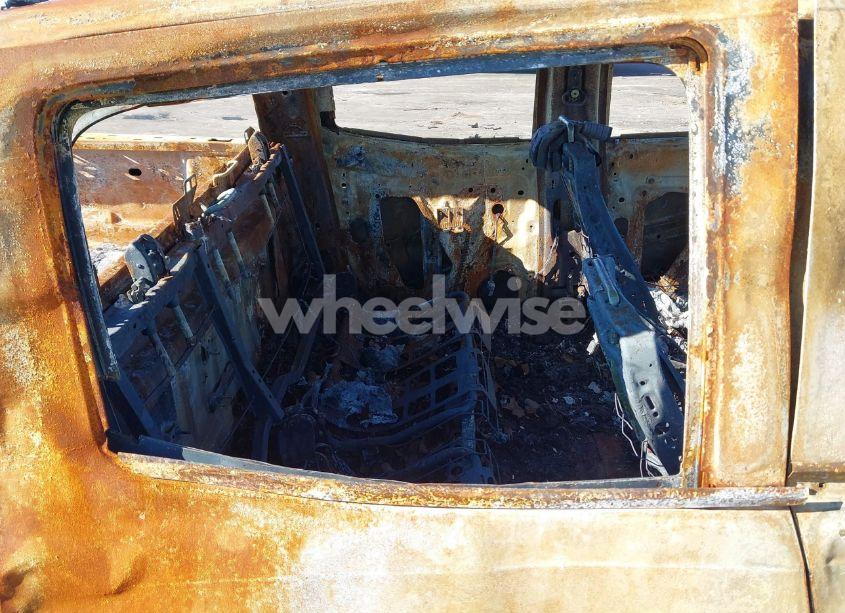 Photo 8 of 2023 Chevrolet Colorado N/A (VIN 1GCPTCEK0P1211530)