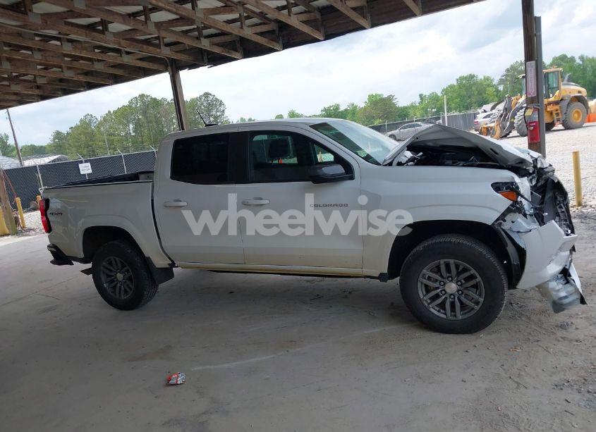 Photo 13 of 2023 Chevrolet Colorado 4WD SHORT BOX LT (VIN 1GCPTCEK0P1221796)