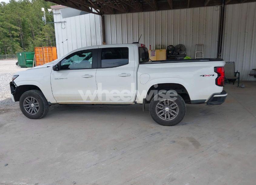 Photo 14 of 2023 Chevrolet Colorado 4WD SHORT BOX LT (VIN 1GCPTCEK0P1221796)