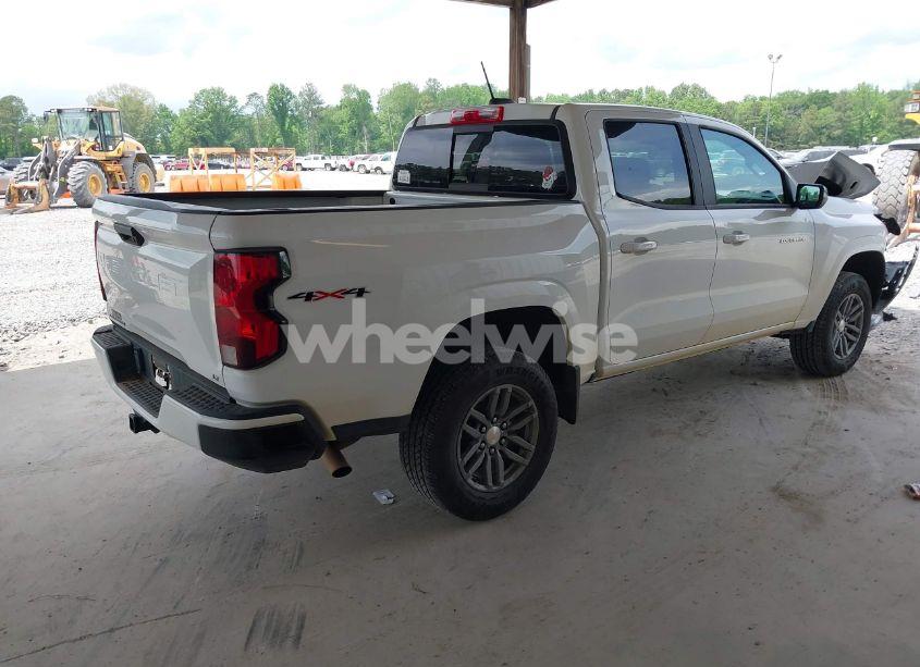 Photo 4 of 2023 Chevrolet Colorado 4WD SHORT BOX LT (VIN 1GCPTCEK0P1221796)