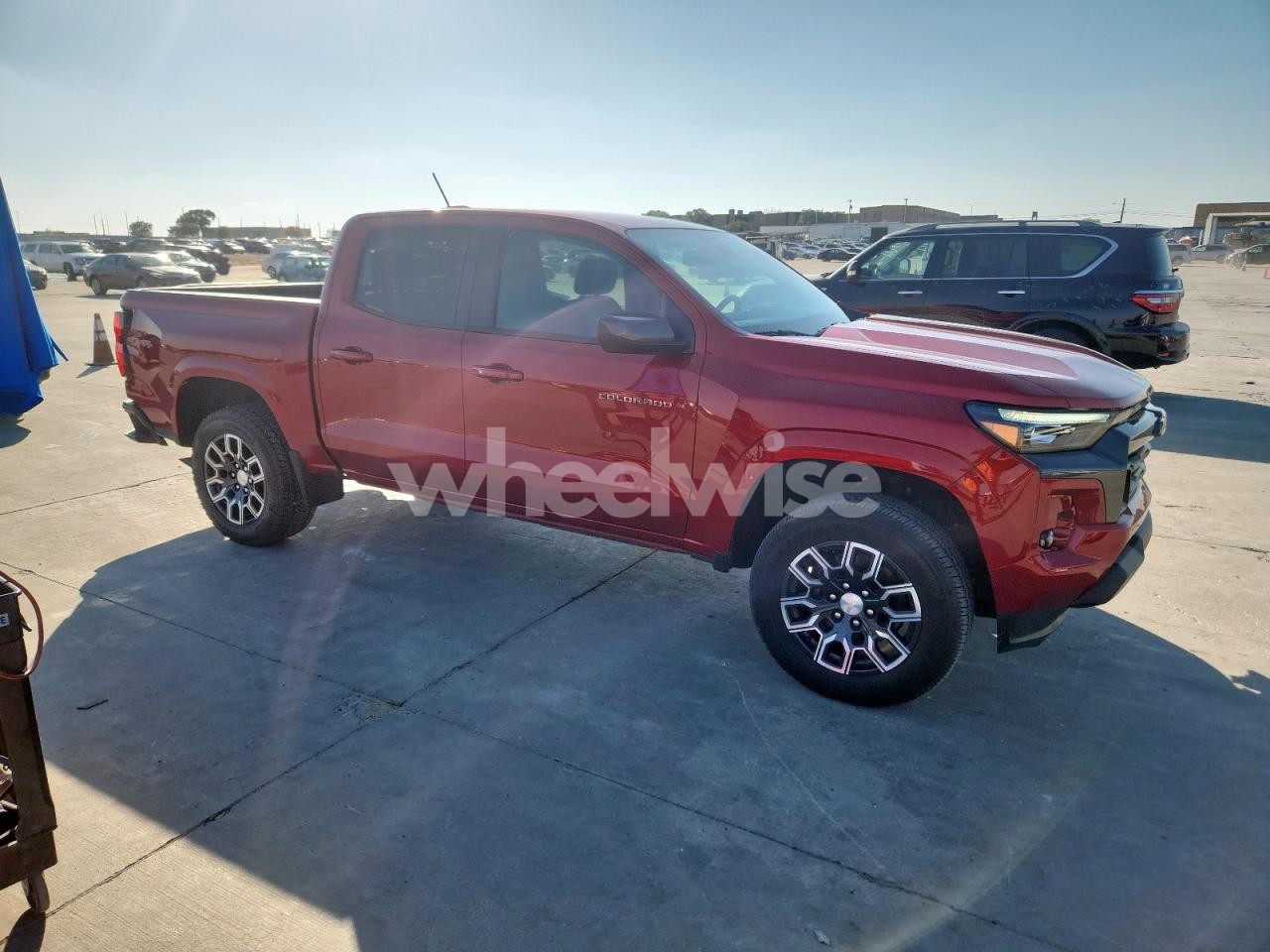 Photo 4 of 2024 CHEVROLET COLORADO LT N/A (VIN 1GCPTCEK0R1156306)