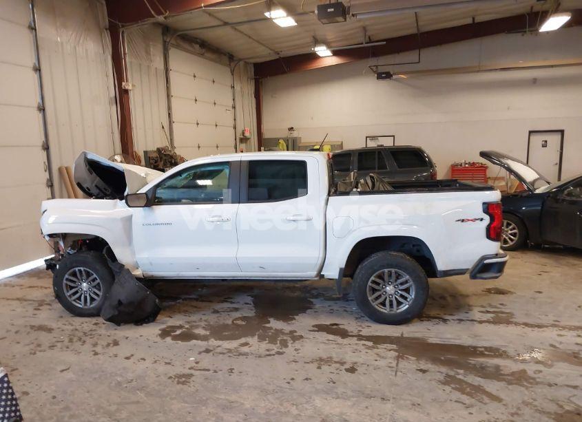 Photo 14 of 2024 Chevrolet Colorado 4WD LT (VIN 1GCPTCEK1R1131804)