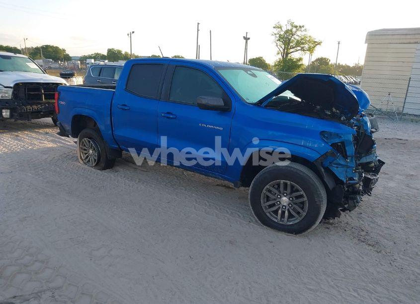 2024 Chevrolet Colorado 4WD LT (VIN 1GCPTCEK2R1140656) main photo