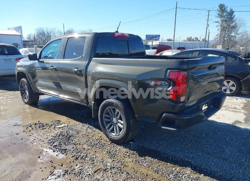Photo 3 of 2024 Chevrolet Colorado 4WD LT (VIN 1GCPTCEK4R1135457)