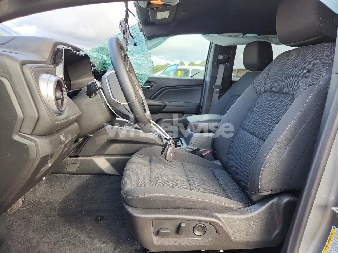 Photo 7 of 2025 CHEVROLET COLORADO LT (VIN 1GCPTCEK4S1209448)