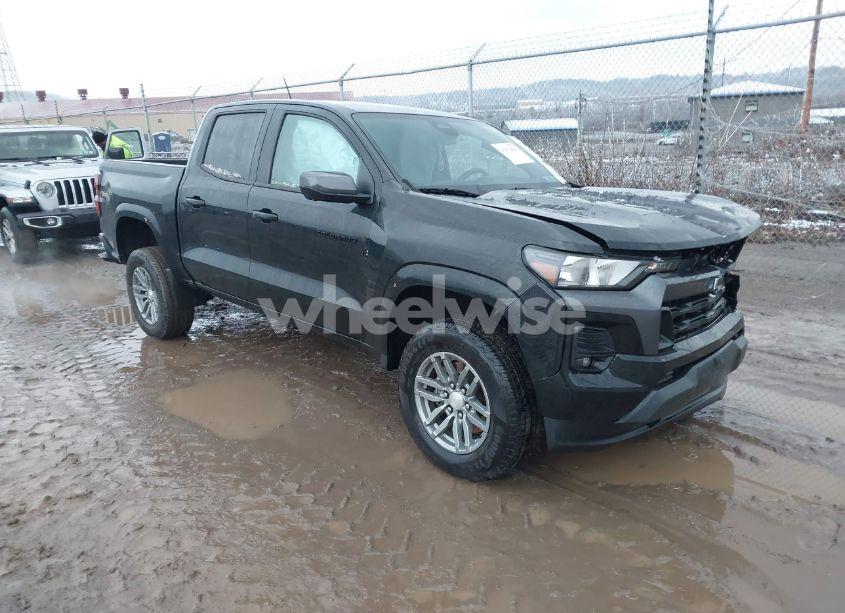 2023 Chevrolet Colorado 4WD SHORT BOX LT (VIN 1GCPTCEK6P1234942) main photo