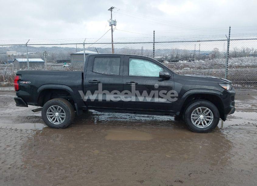 Photo 13 of 2023 Chevrolet Colorado 4WD SHORT BOX LT (VIN 1GCPTCEK6P1234942)