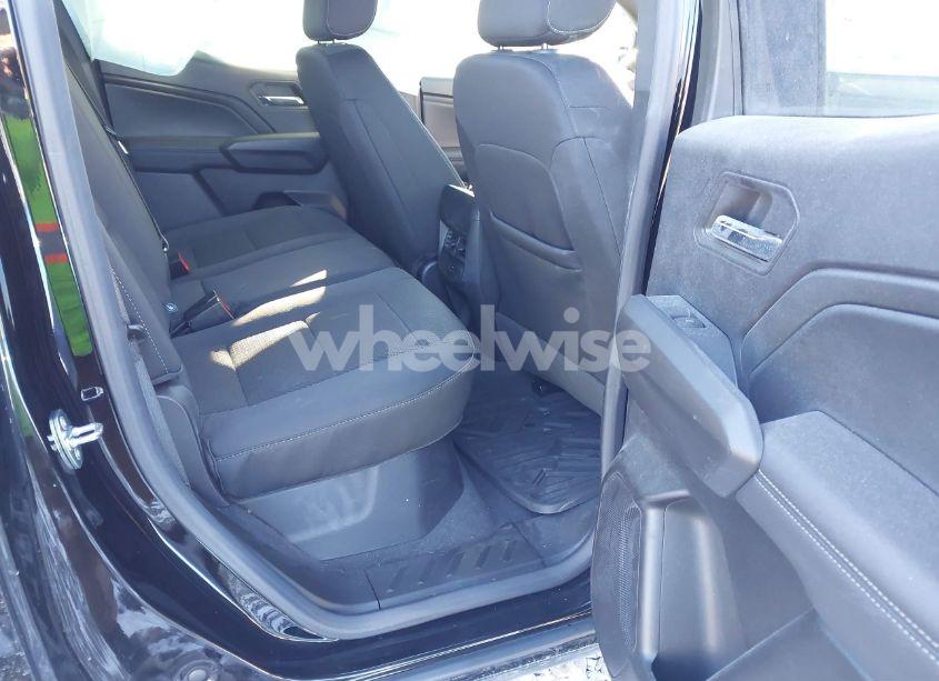 Photo 8 of 2023 Chevrolet Colorado 4WD SHORT BOX LT (VIN 1GCPTCEK6P1234942)