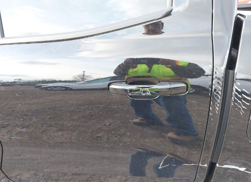 Photo 12 of 2024 Chevrolet Colorado 4WD LT (VIN 1GCPTCEK6R1245507)