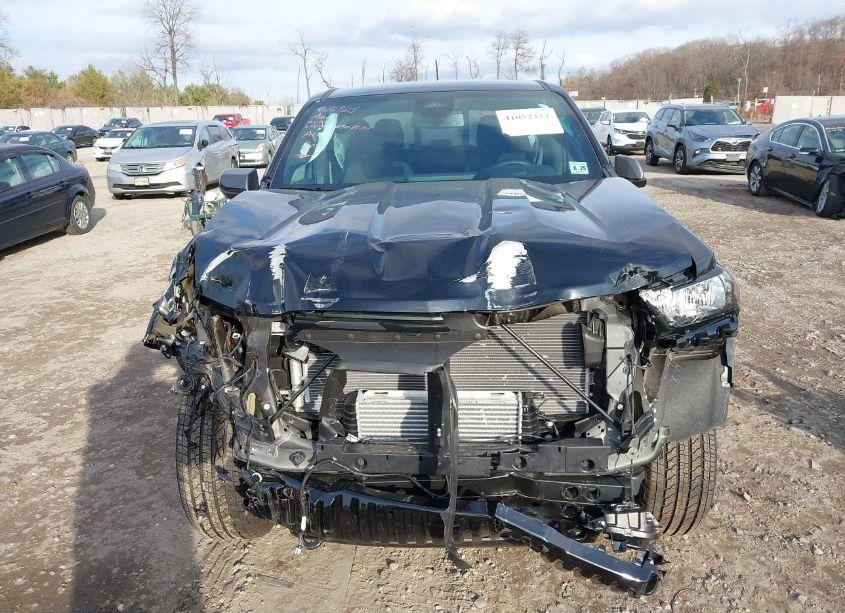 Photo 13 of 2024 Chevrolet Colorado 4WD LT (VIN 1GCPTCEK6R1245507)