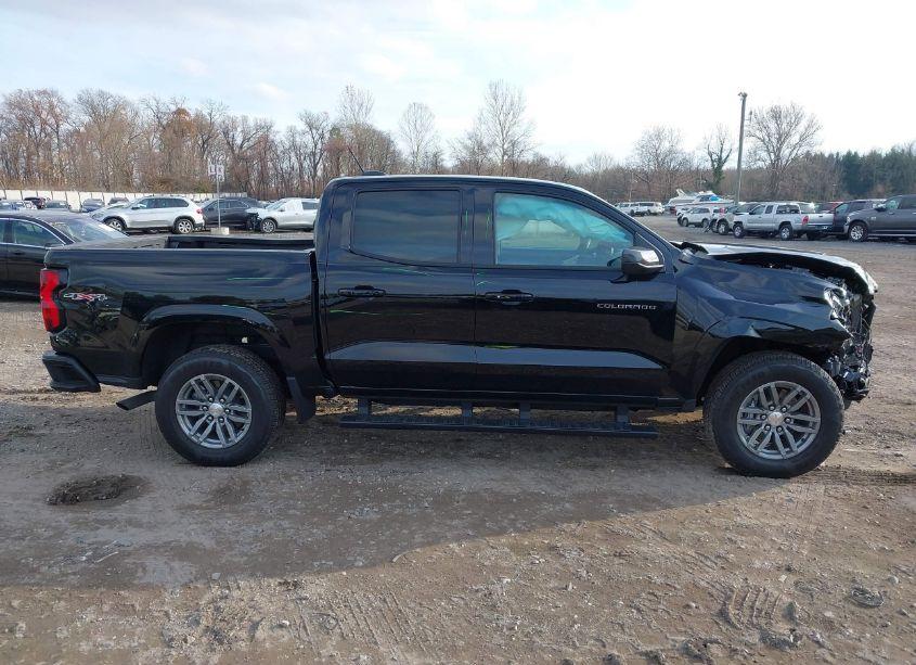 Photo 14 of 2024 Chevrolet Colorado 4WD LT (VIN 1GCPTCEK6R1245507)