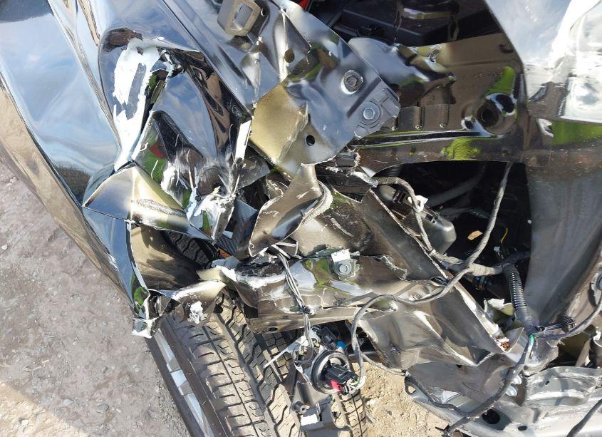 Photo 18 of 2024 Chevrolet Colorado 4WD LT (VIN 1GCPTCEK6R1245507)